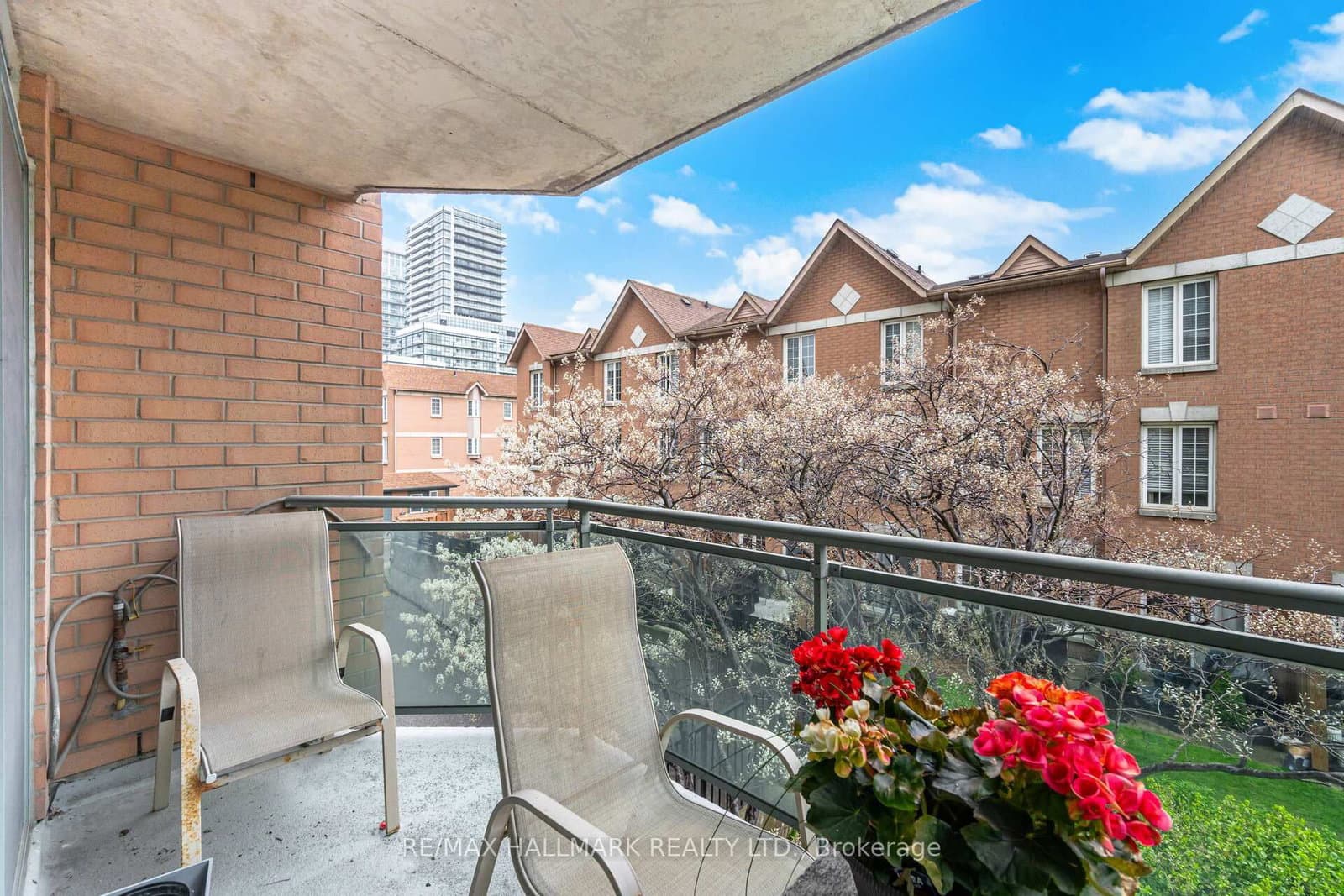 190 Manitoba Street, Unit 209 thumbnail 24