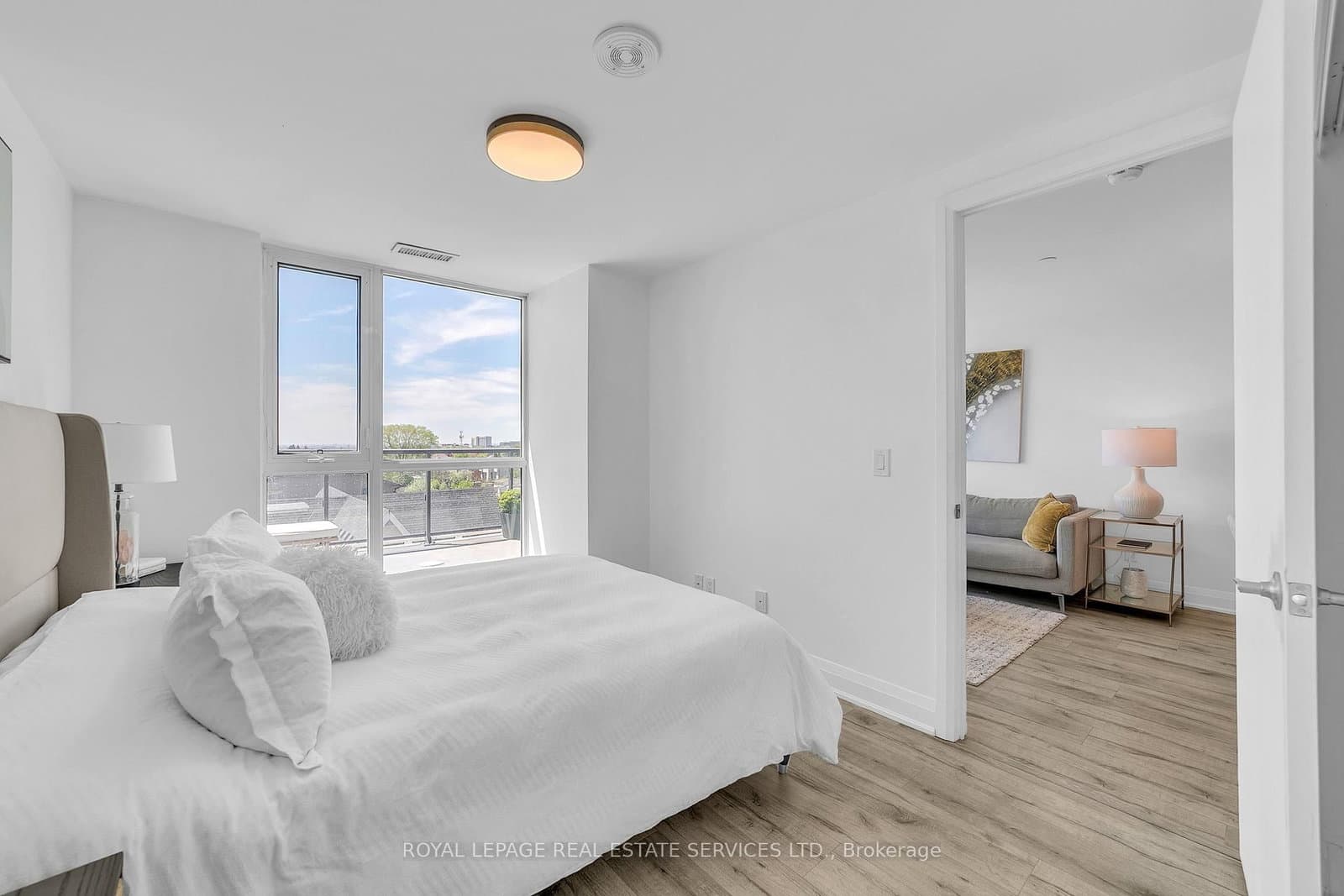 16 Mcadam Avenue, Unit 408 thumbnail 12