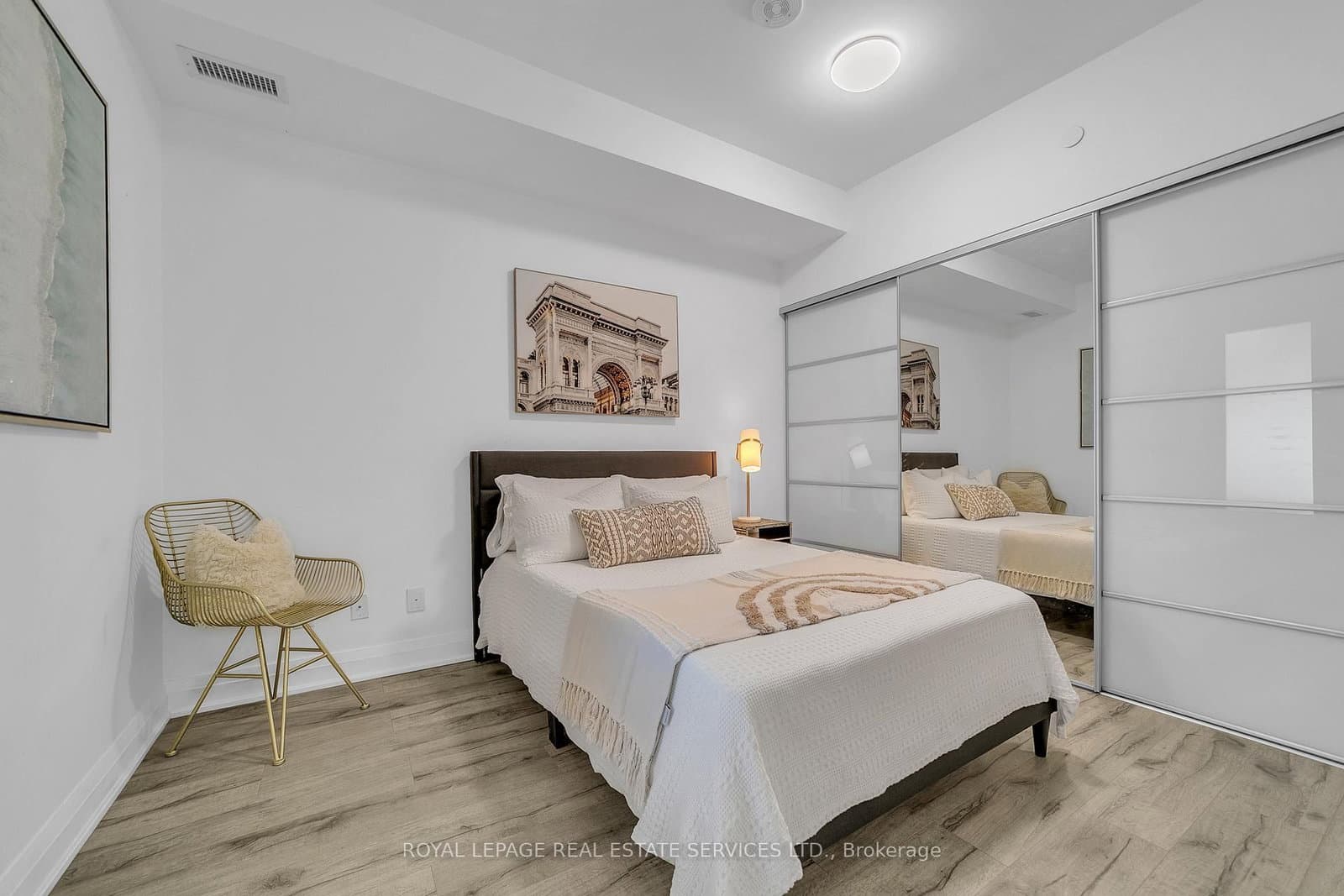 16 Mcadam Avenue, Unit 408 thumbnail 22