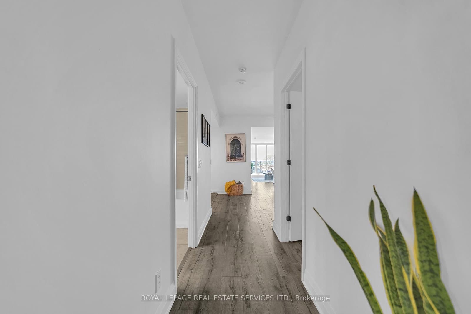 16 Mcadam Avenue, Unit 408 thumbnail 23