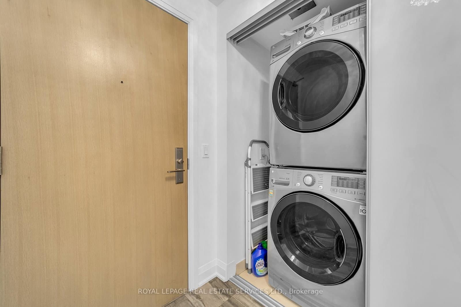 16 Mcadam Avenue, Unit 408 thumbnail 26