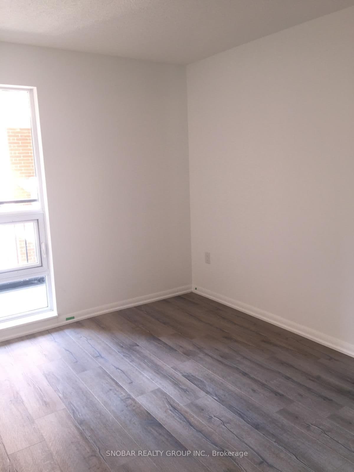 830 Lawrence Avenue, Unit 423 thumbnail 7