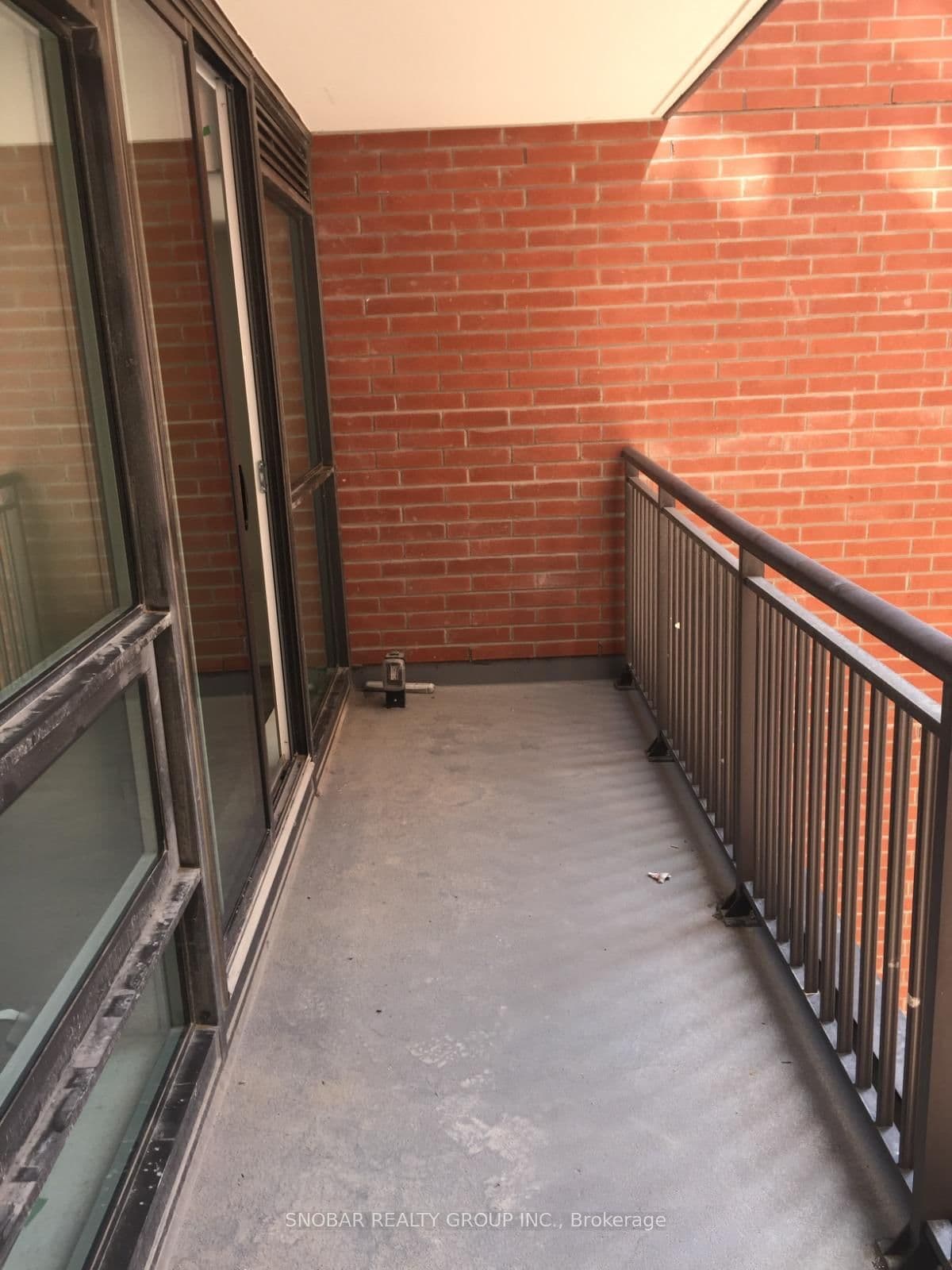 830 Lawrence Avenue, Unit 423 thumbnail 9