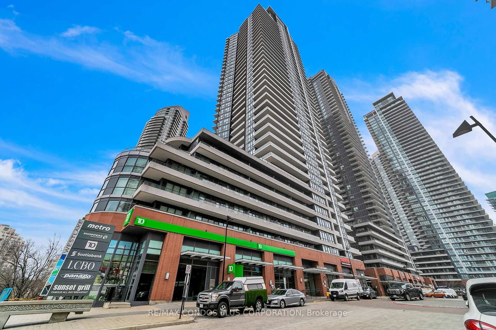 2212 Lake Shore Boulevard W, Unit PH08 - Image 1