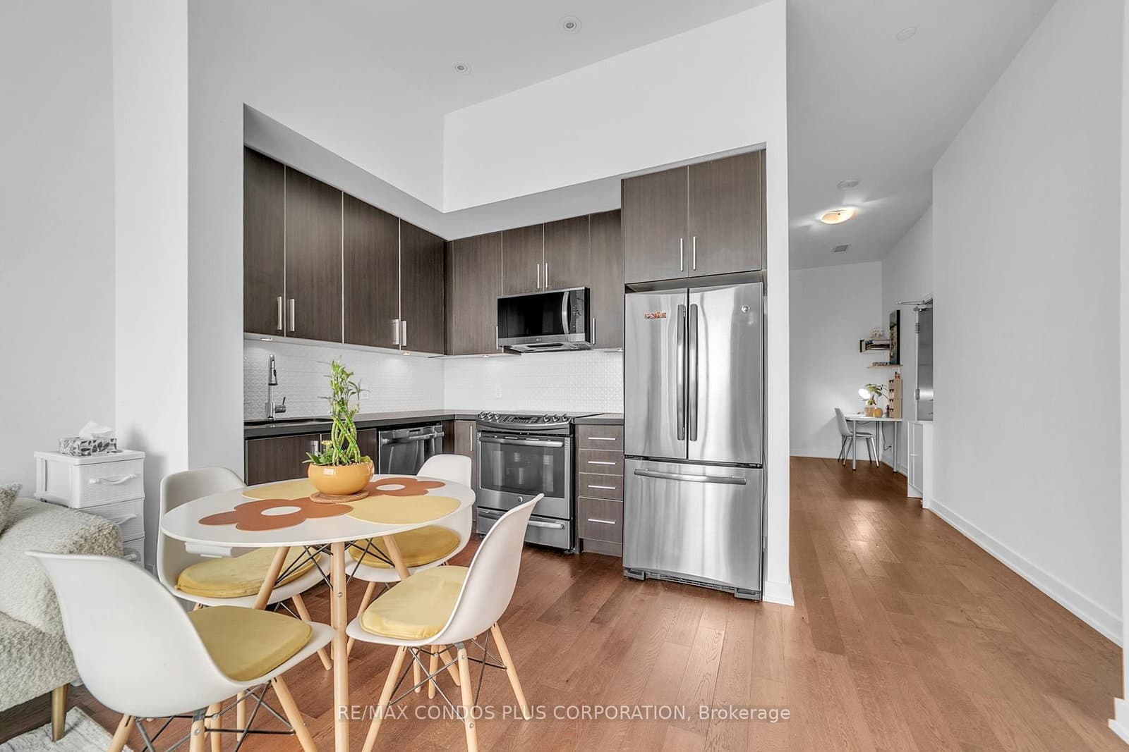 2212 Lake Shore Boulevard W, Unit PH08 thumbnail 7