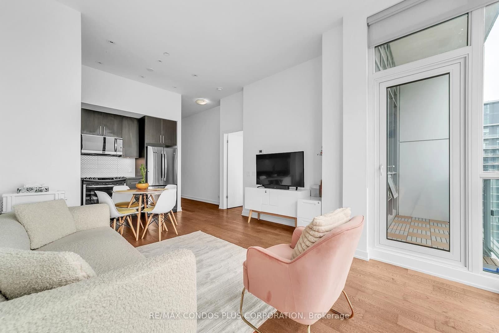2212 Lake Shore Boulevard W, Unit PH08 thumbnail 8