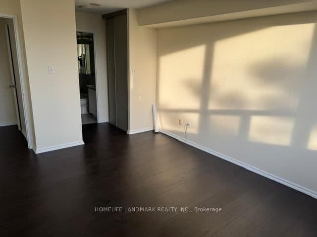 30 Malta Avenue, Unit 305 thumbnail 30