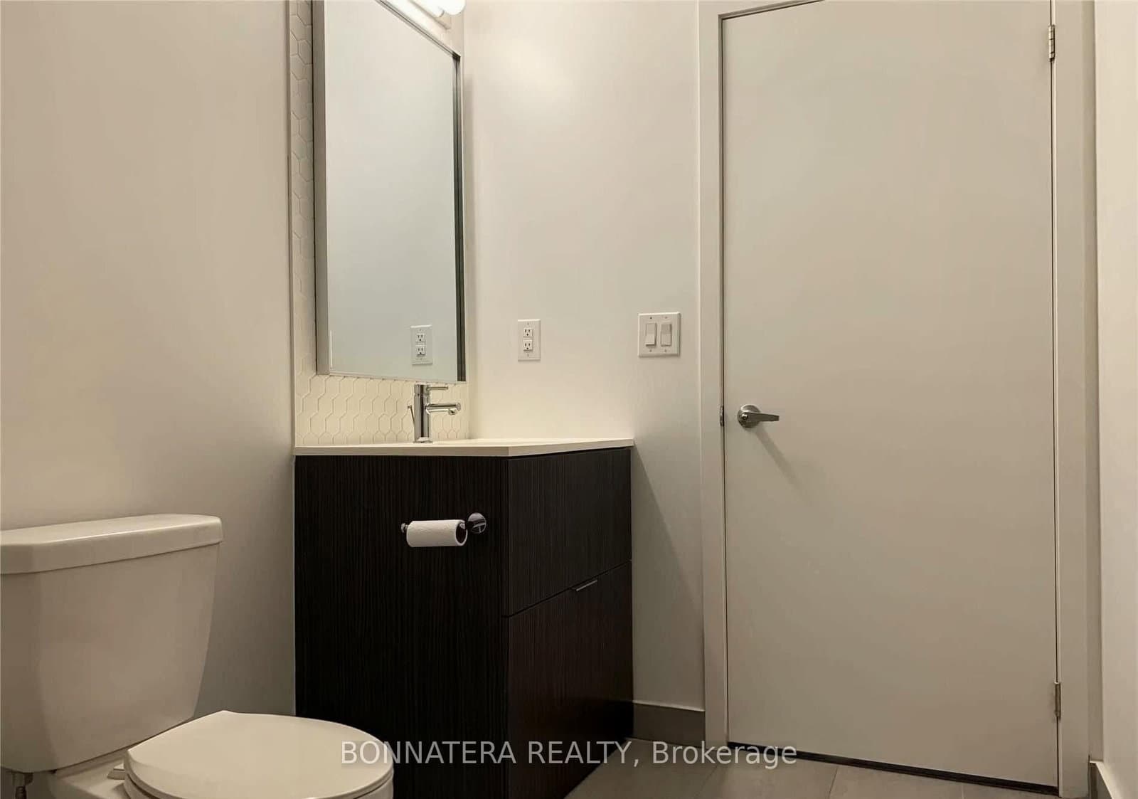 2520 Eglinton Avenue W, Unit 1801 thumbnail 18