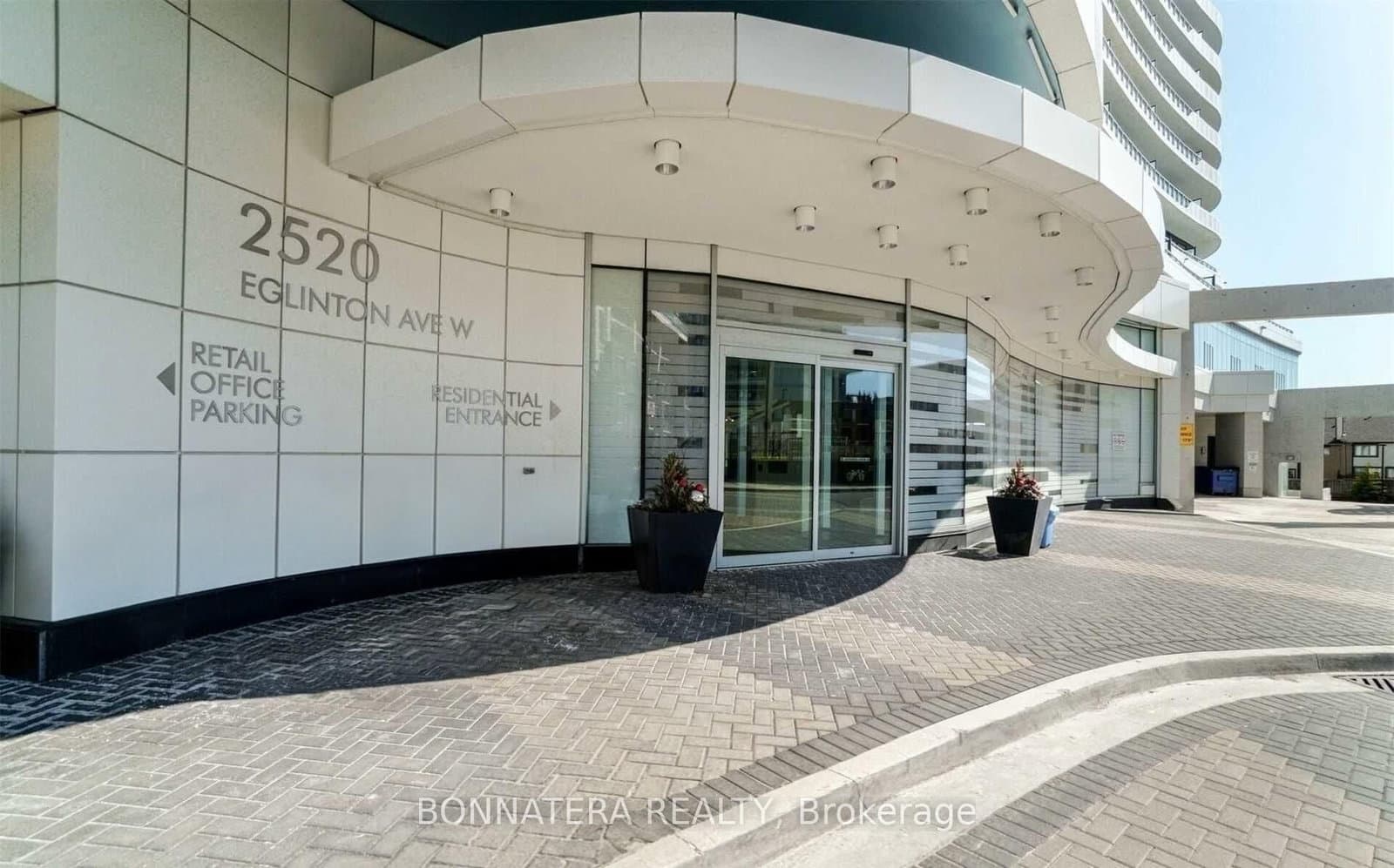 2520 Eglinton Avenue W, Unit 1801 thumbnail 2