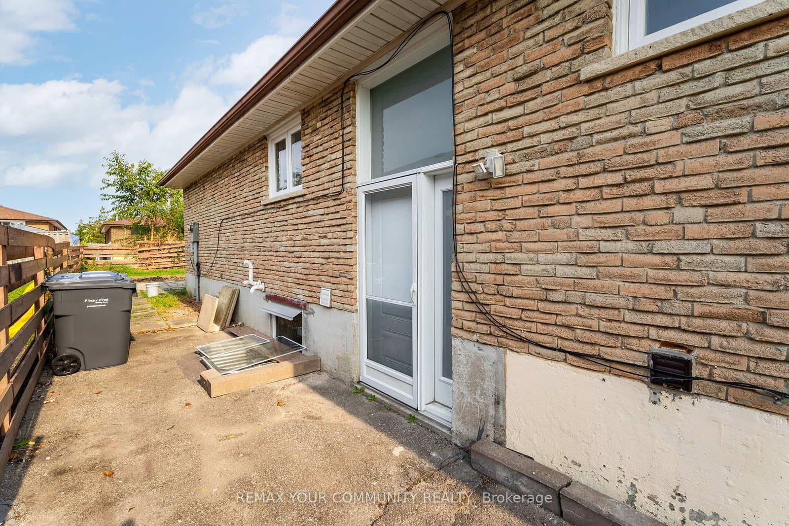 7291 Vernor Drive, Unit BASEMENT thumbnail 4