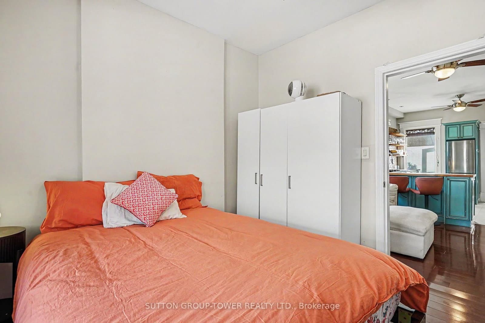 560 Indian Grove thumbnail 17