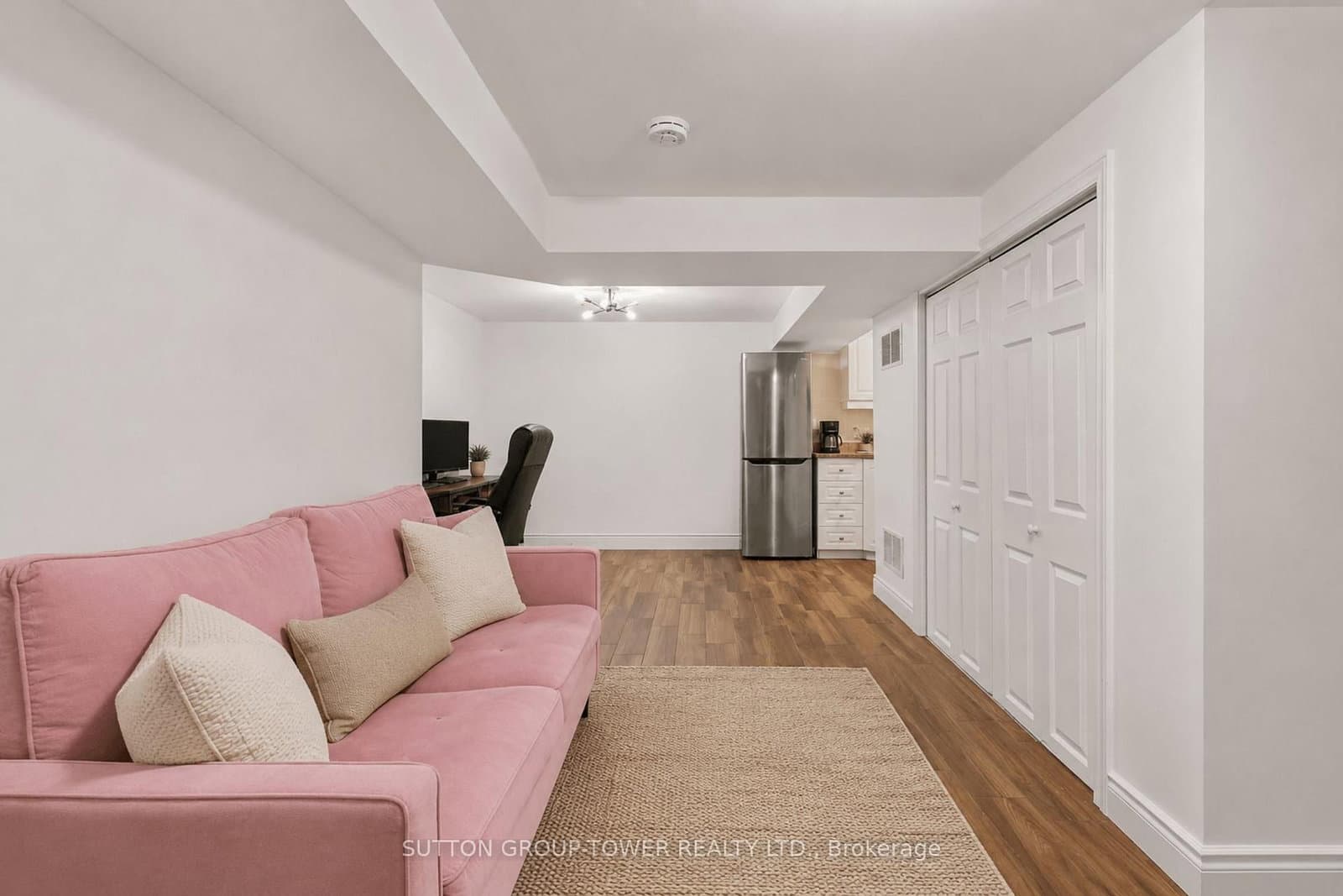 560 Indian Grove thumbnail 37