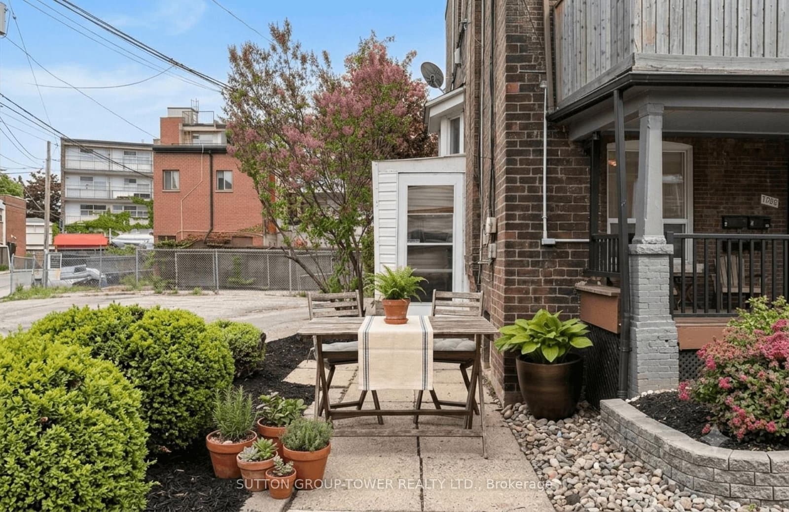 560 Indian Grove thumbnail 4