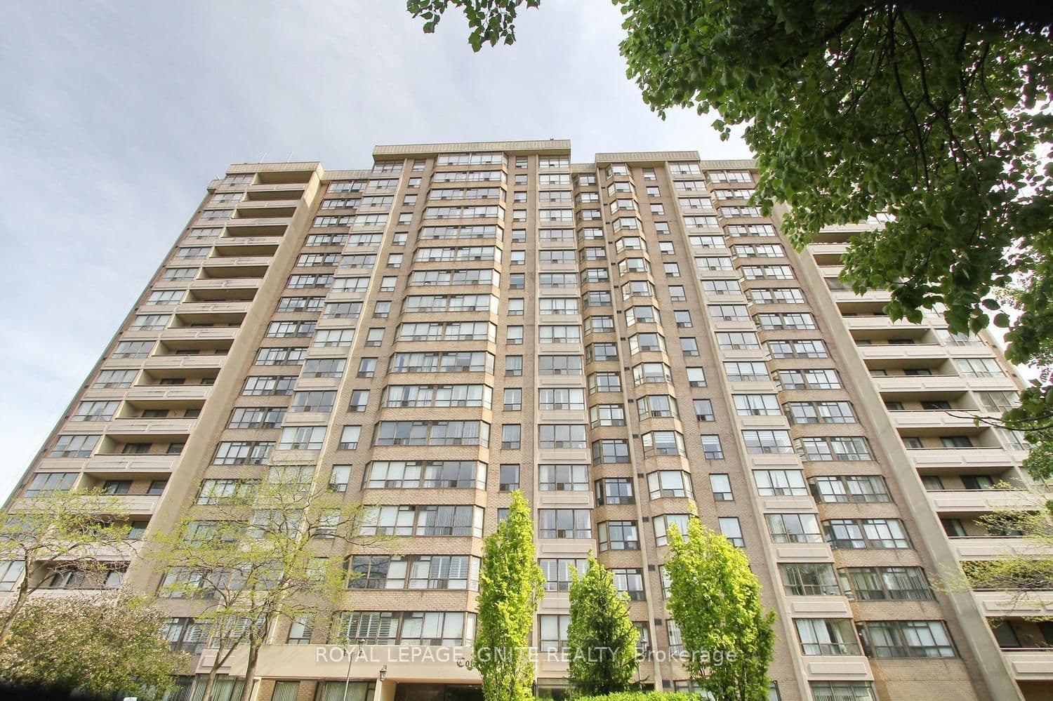 10 Malta Avenue, Unit 503 thumbnail 2