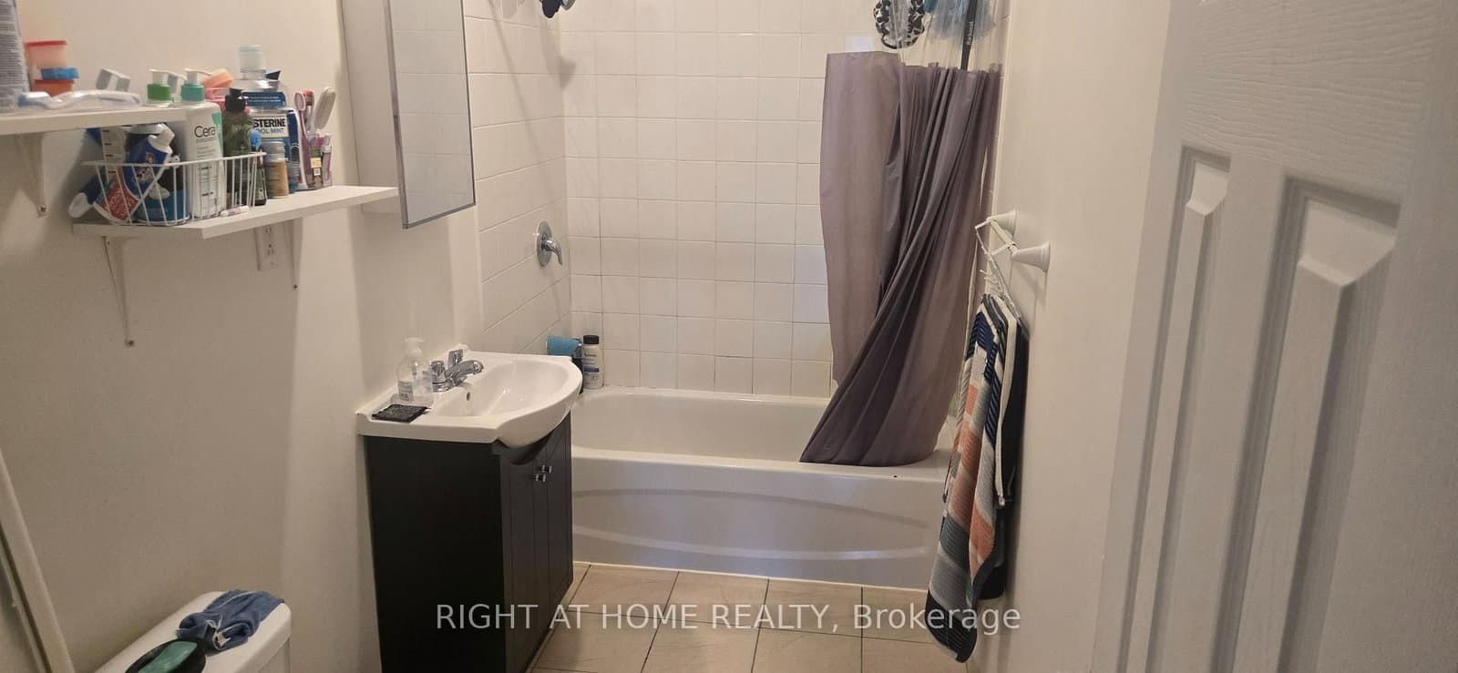 553 Rogers Road thumbnail 23