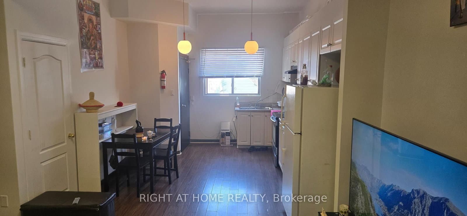 553 Rogers Road thumbnail 24