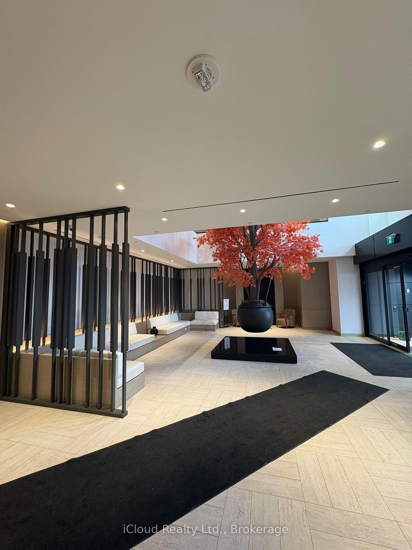 4015 The Exchange, Unit 4907 thumbnail 2