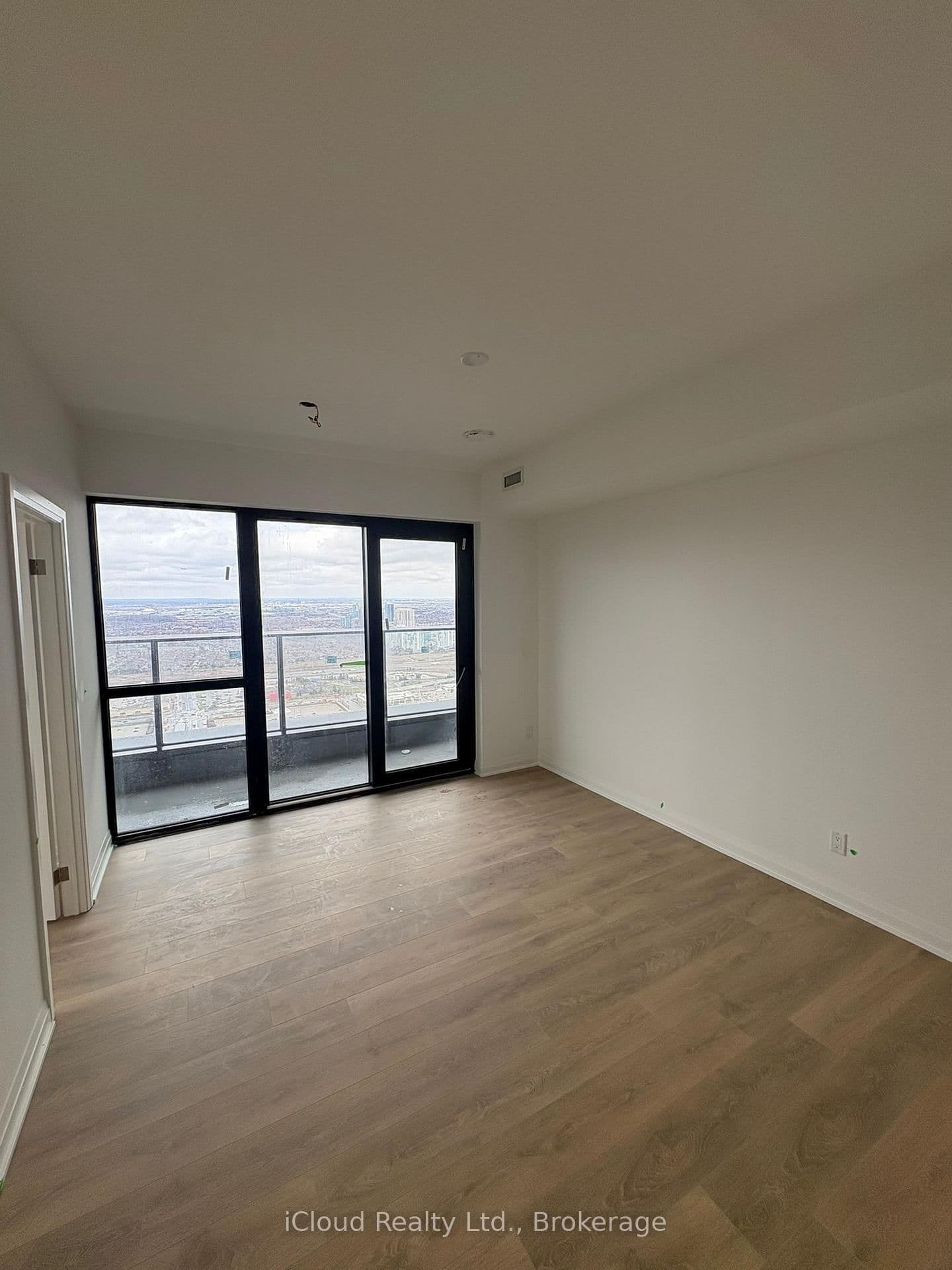 4015 The Exchange, Unit 4907 thumbnail 8