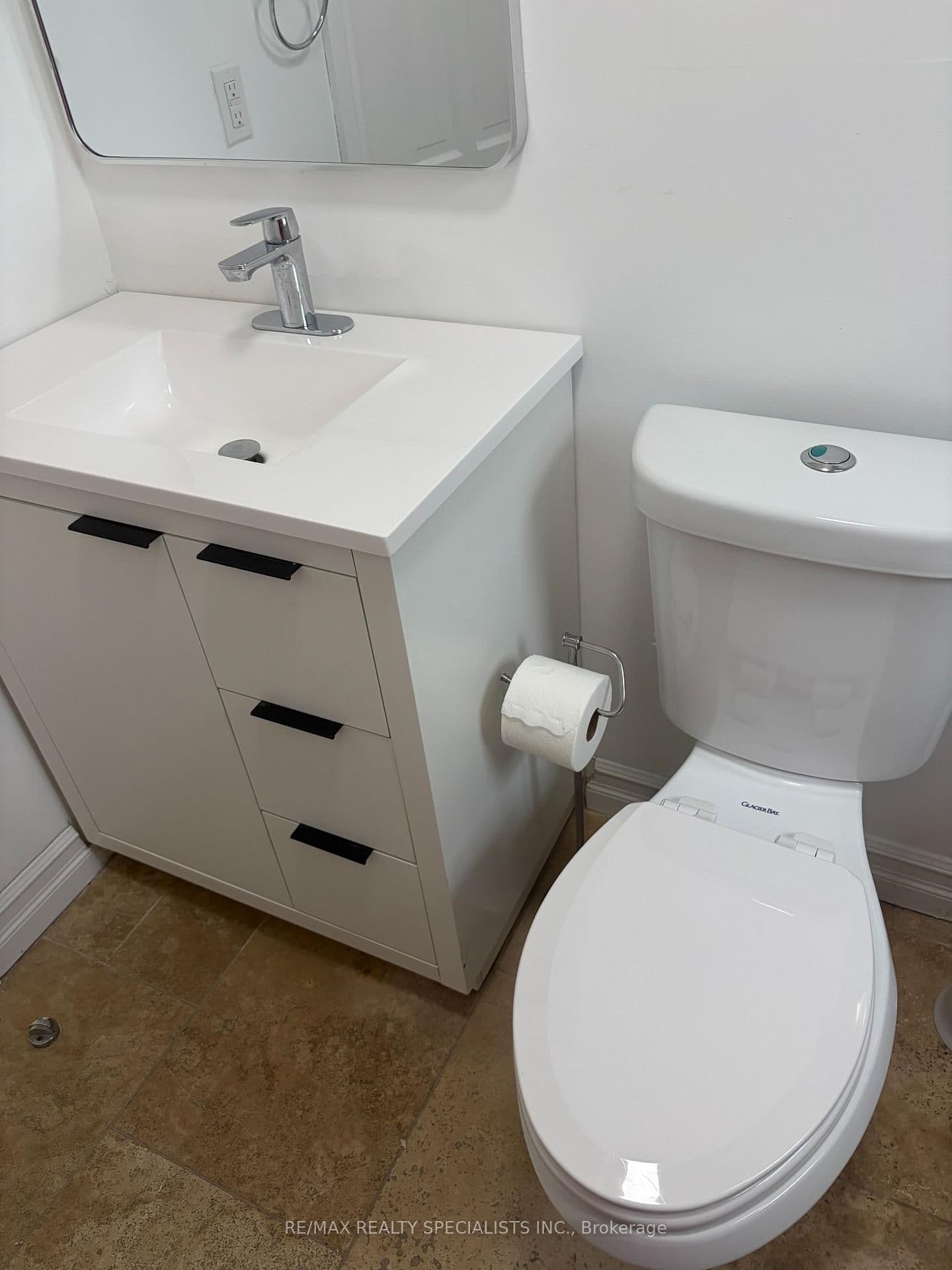 1035 Briar Hill Avenue, Unit Main & 2nd thumbnail 32