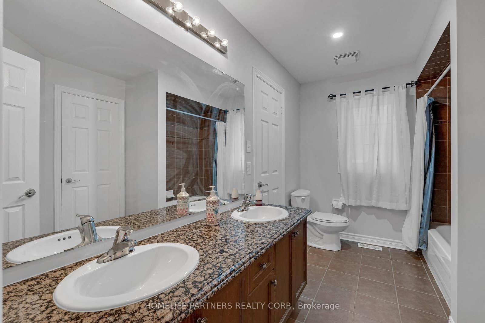 15 Oakhaven Road thumbnail 27