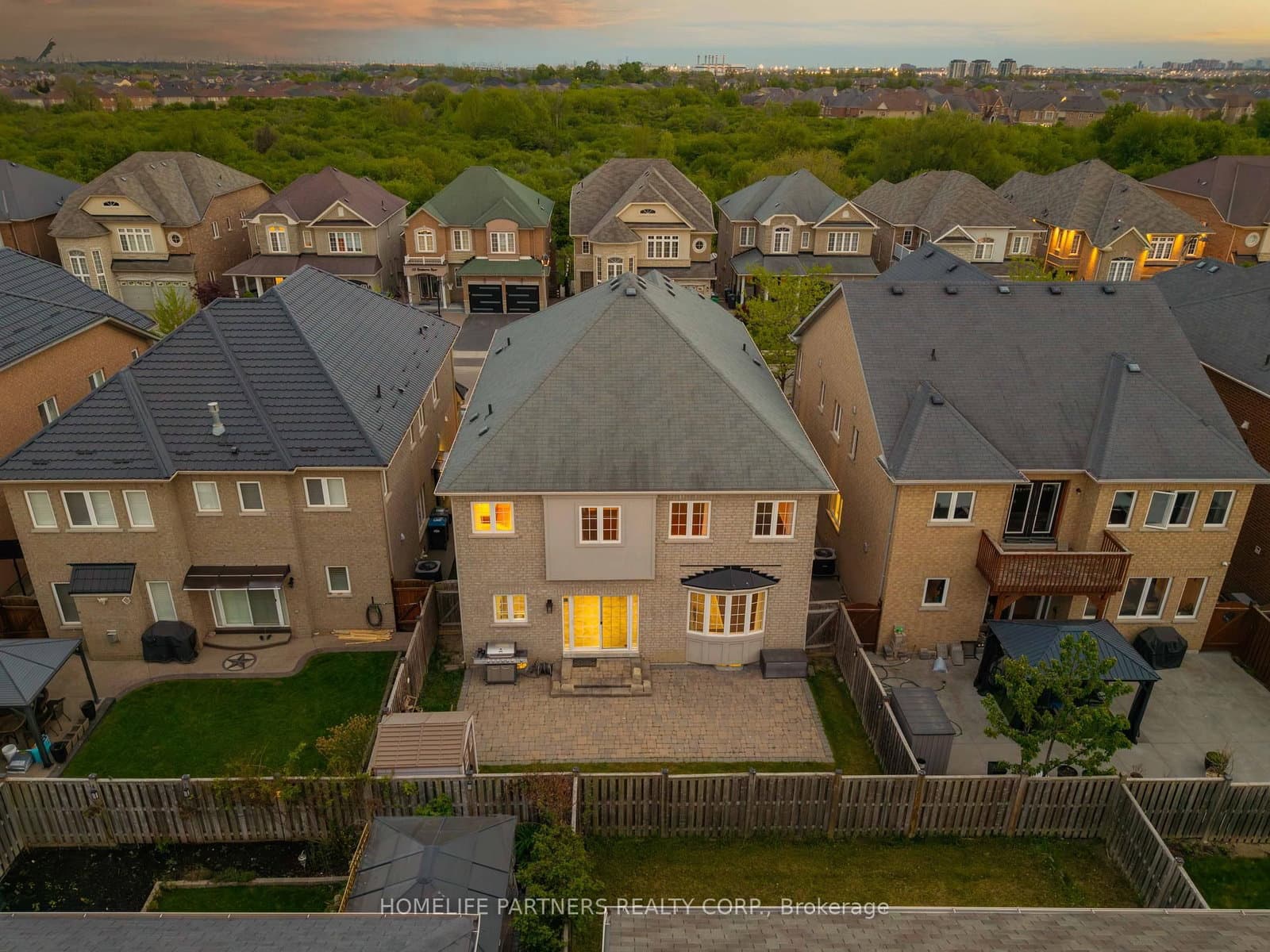 15 Oakhaven Road thumbnail 38
