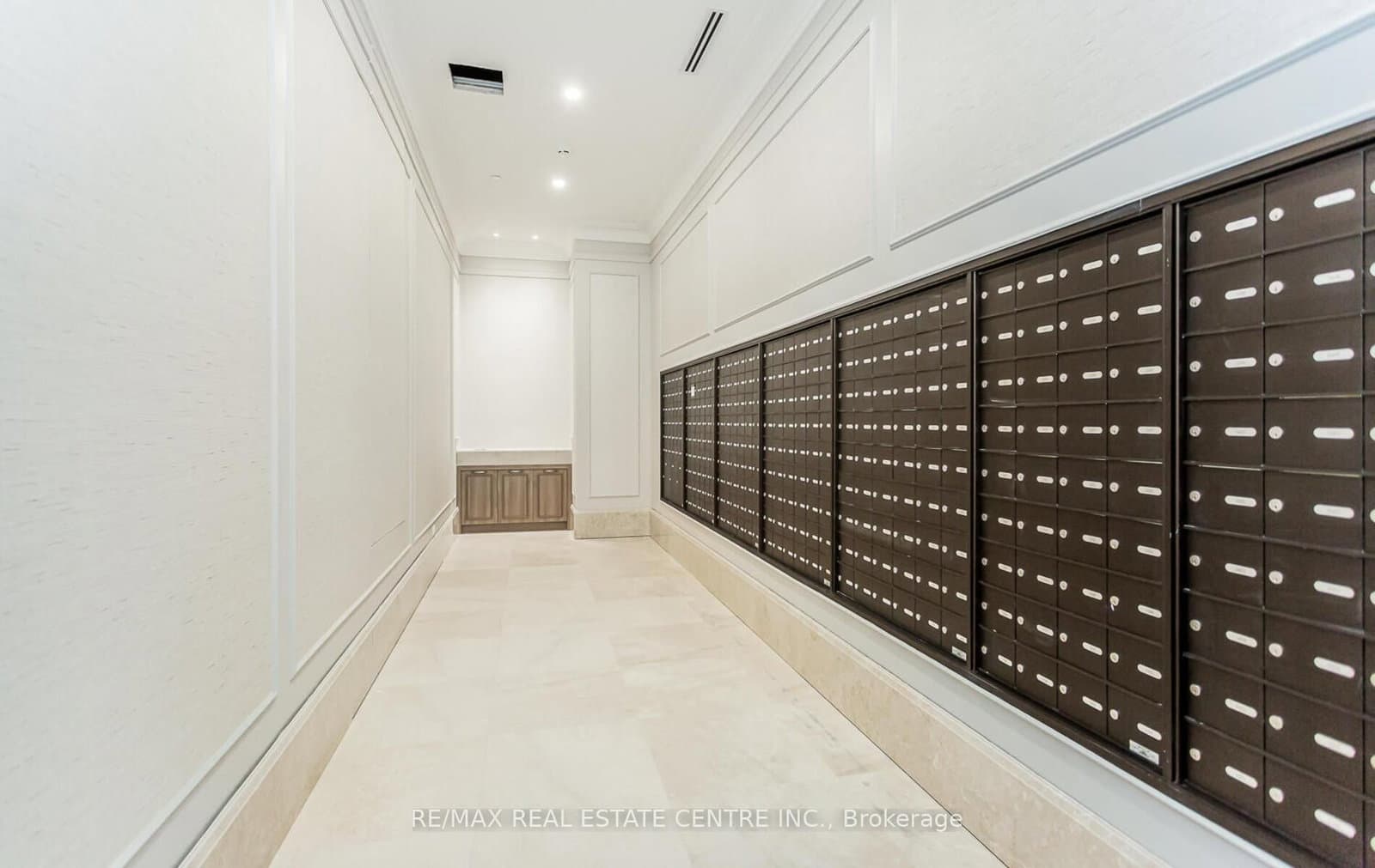 36 Elm Drive W, Unit 1610 thumbnail 7