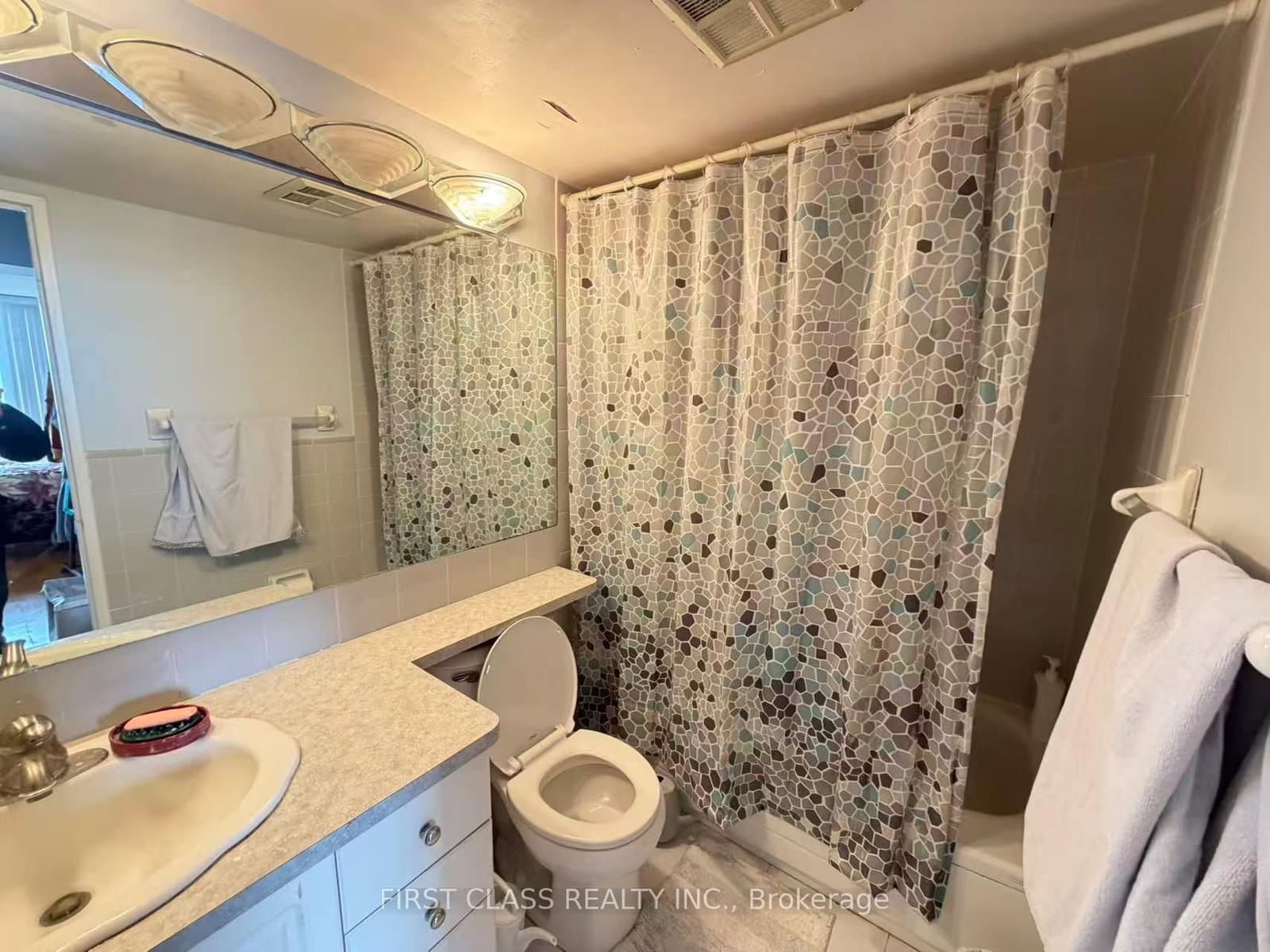 700 Constellation Drive, Unit 1208 thumbnail 7