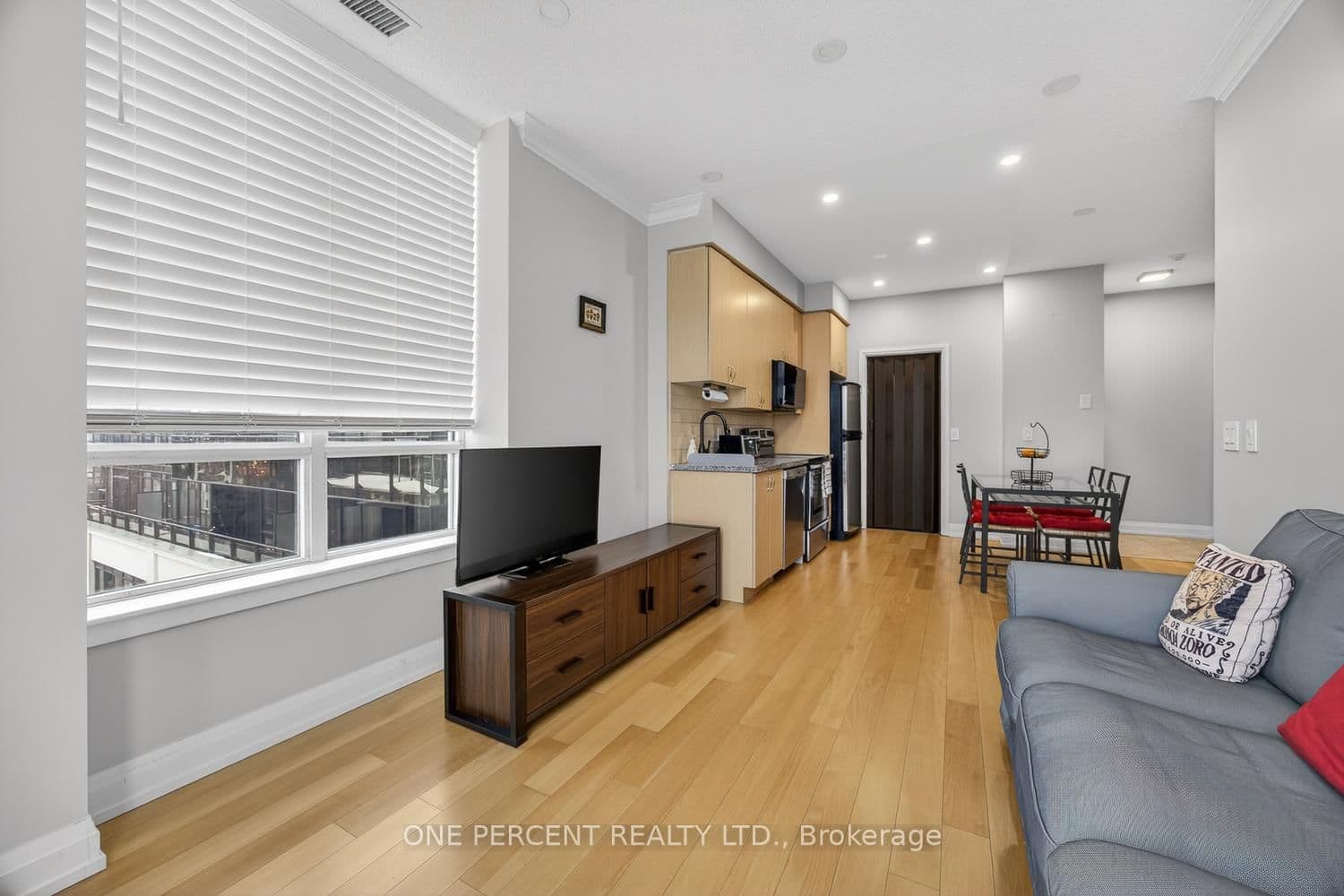55 De Boers Drive, Unit Ph11 thumbnail 14
