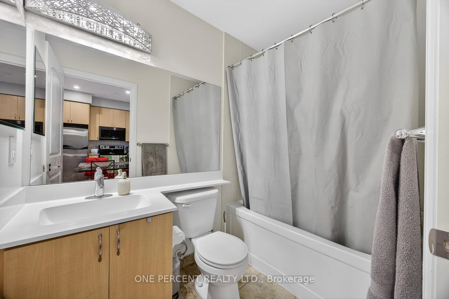 55 De Boers Drive, Unit Ph11 thumbnail 20