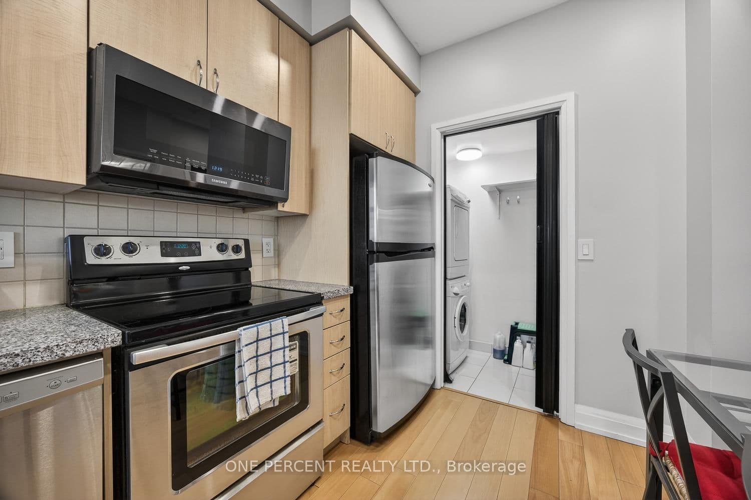 55 De Boers Drive, Unit Ph11 thumbnail 5
