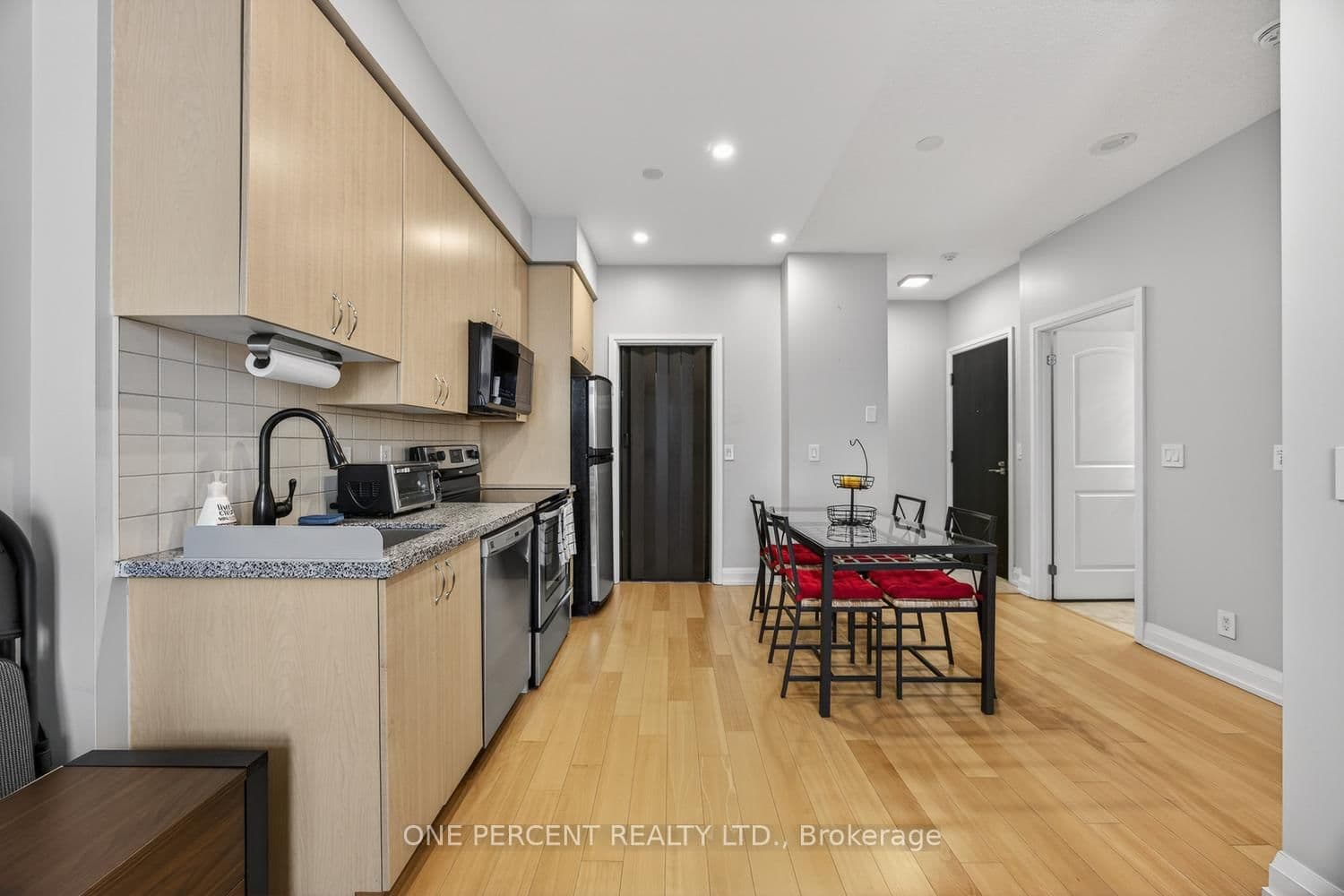 55 De Boers Drive, Unit Ph11 thumbnail 7