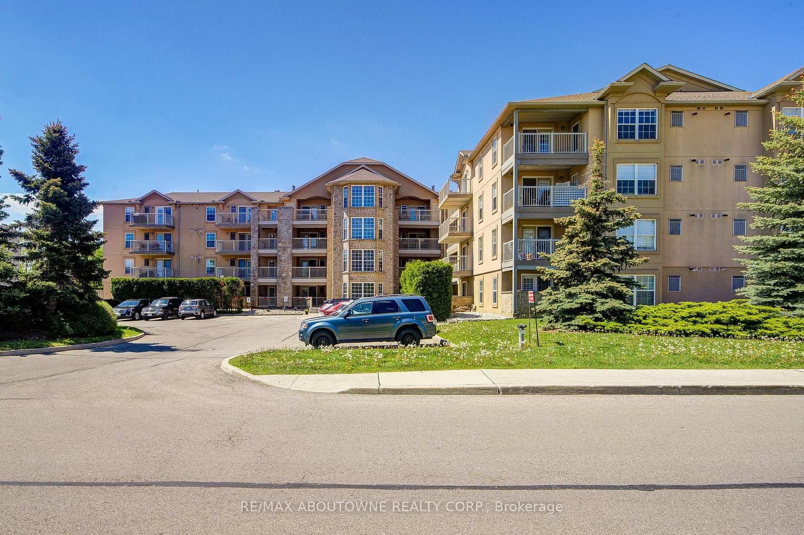 1470 Bishops Gate, Unit 104 thumbnail 25