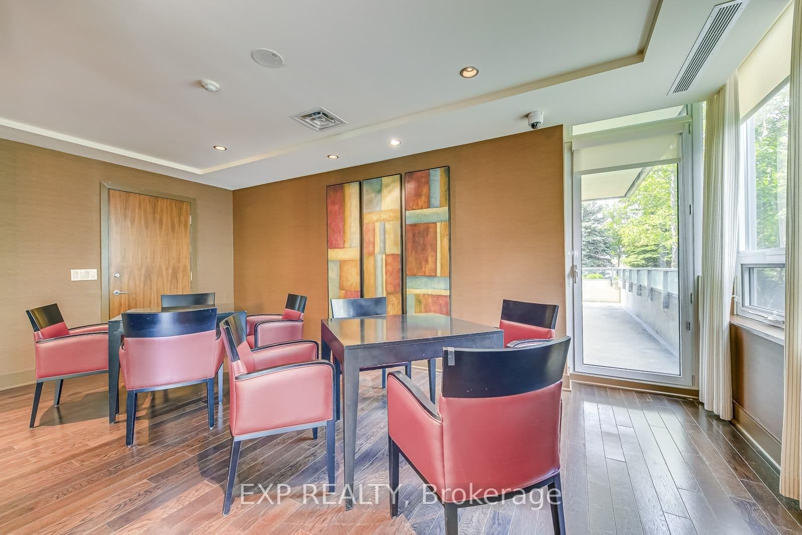 1055 Southdown Road, Unit 905 thumbnail 24