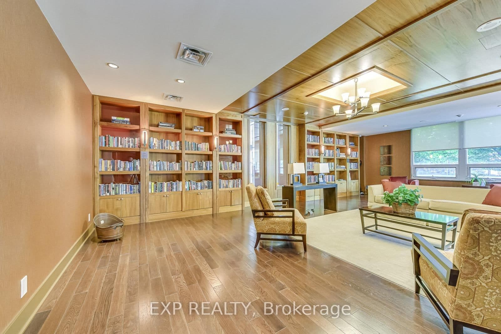 1055 Southdown Road, Unit 905 thumbnail 29