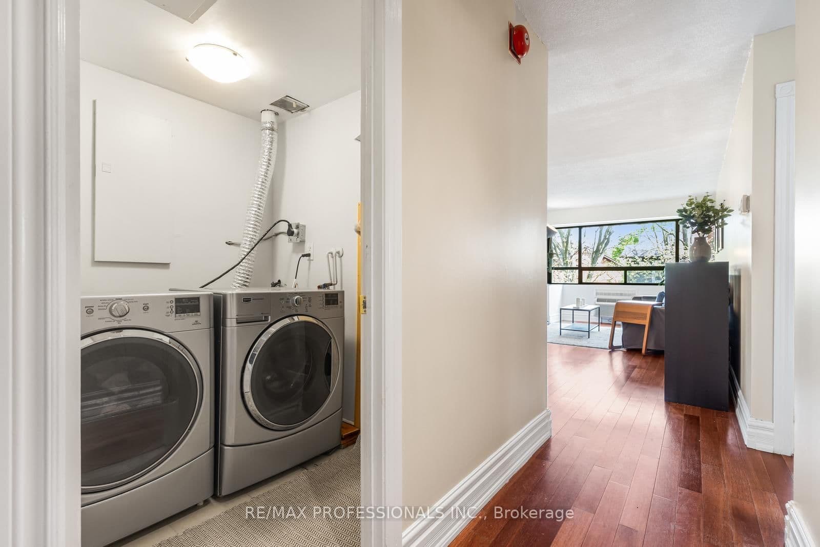 1275 Cornerbrook Place, Unit 313 thumbnail 25
