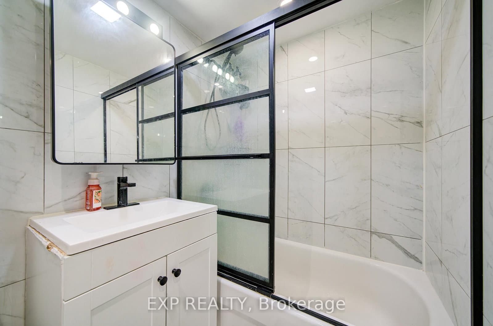 50 Lotherton Pathway, Unit 402 thumbnail 12