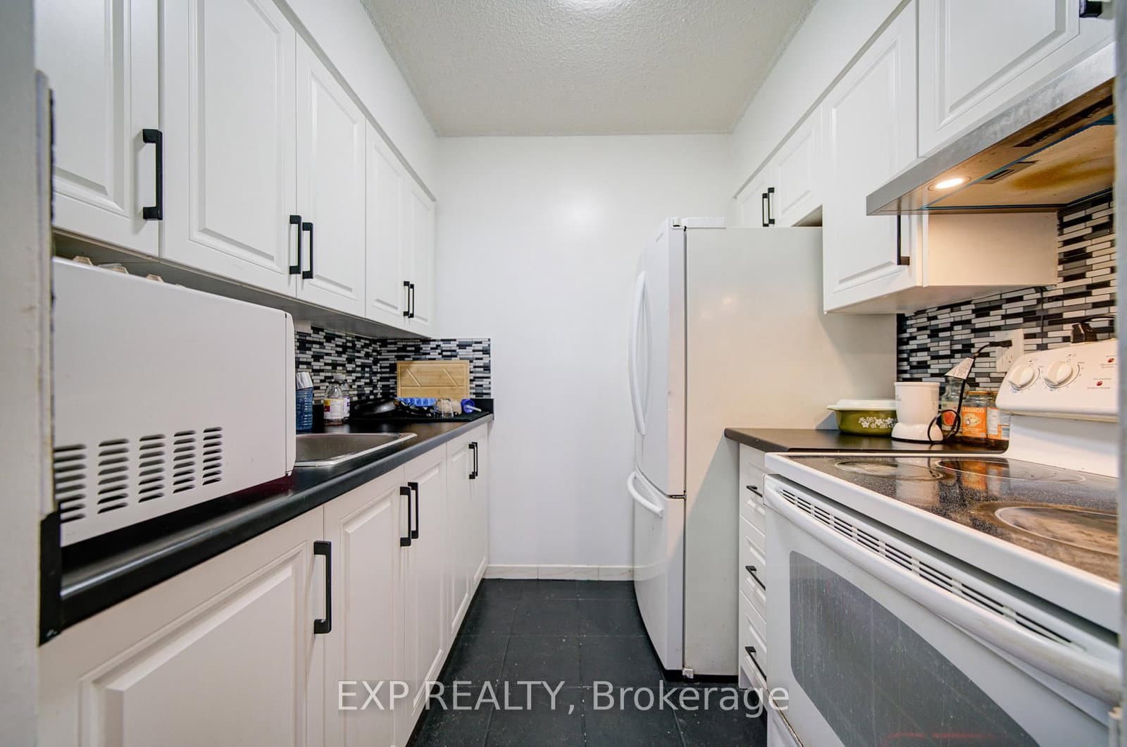 50 Lotherton Pathway, Unit 402 thumbnail 9