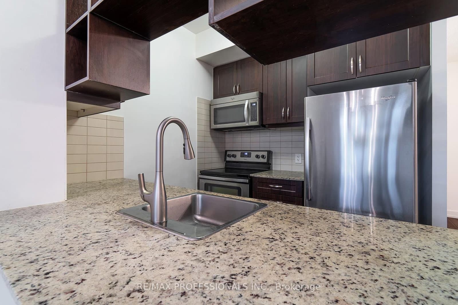 6 Eva Road, Unit 219 thumbnail 14