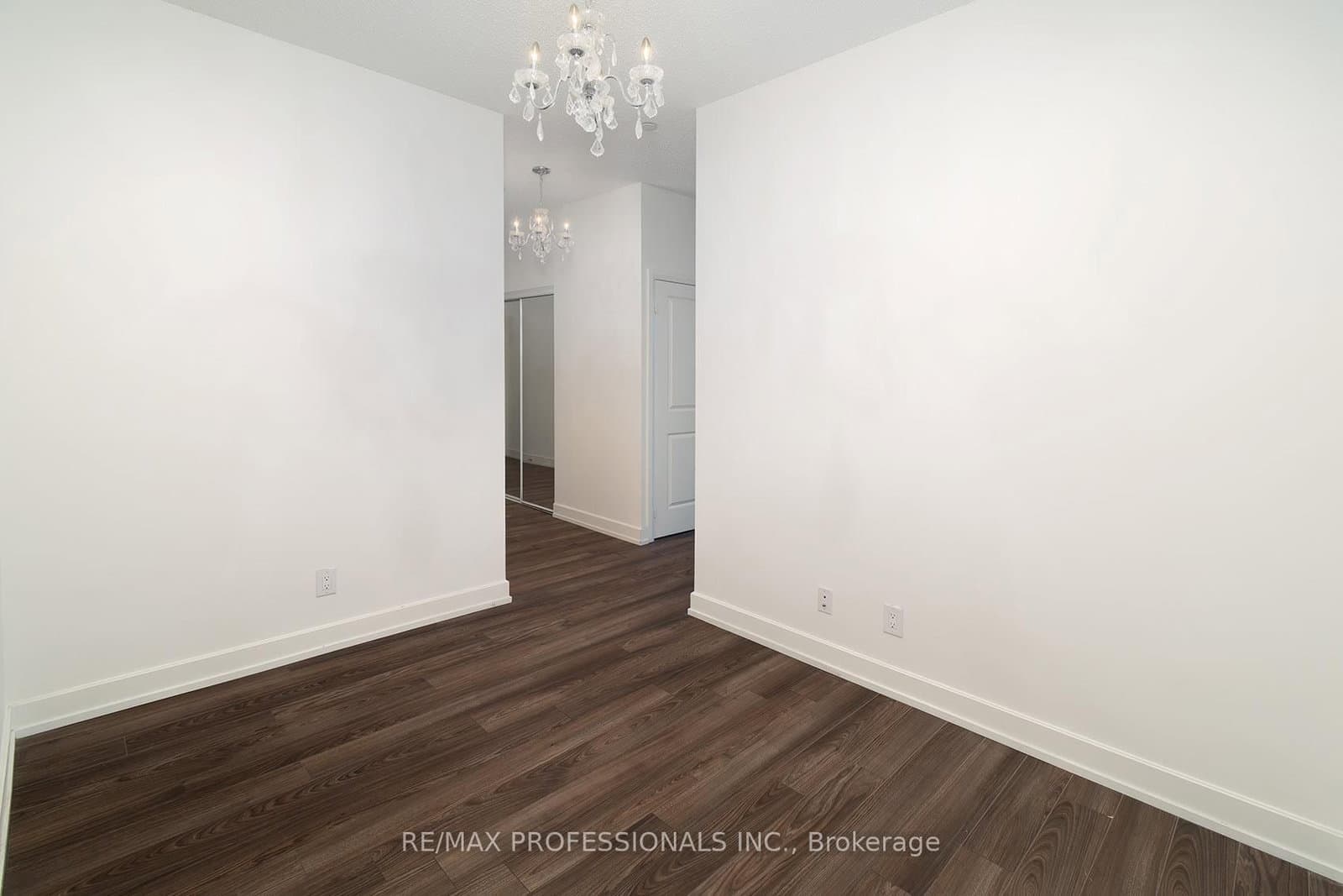 6 Eva Road, Unit 219 thumbnail 22