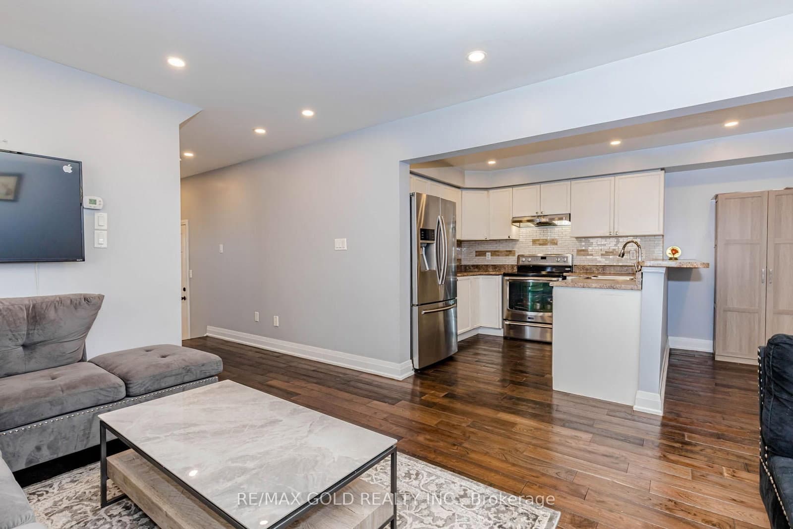 28 Rivermere Court thumbnail 12
