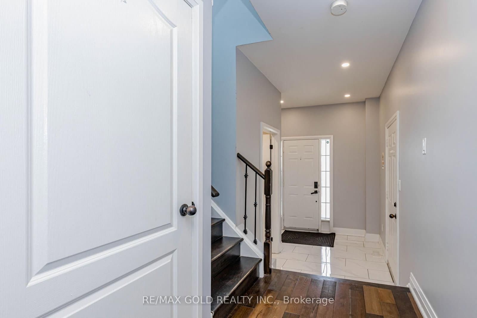 28 Rivermere Court thumbnail 9