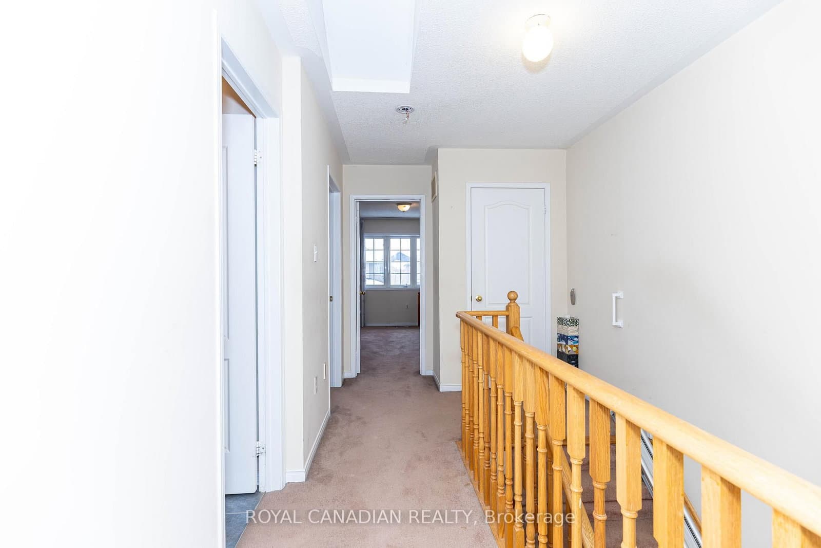 101 Crystalview Crescent thumbnail 20