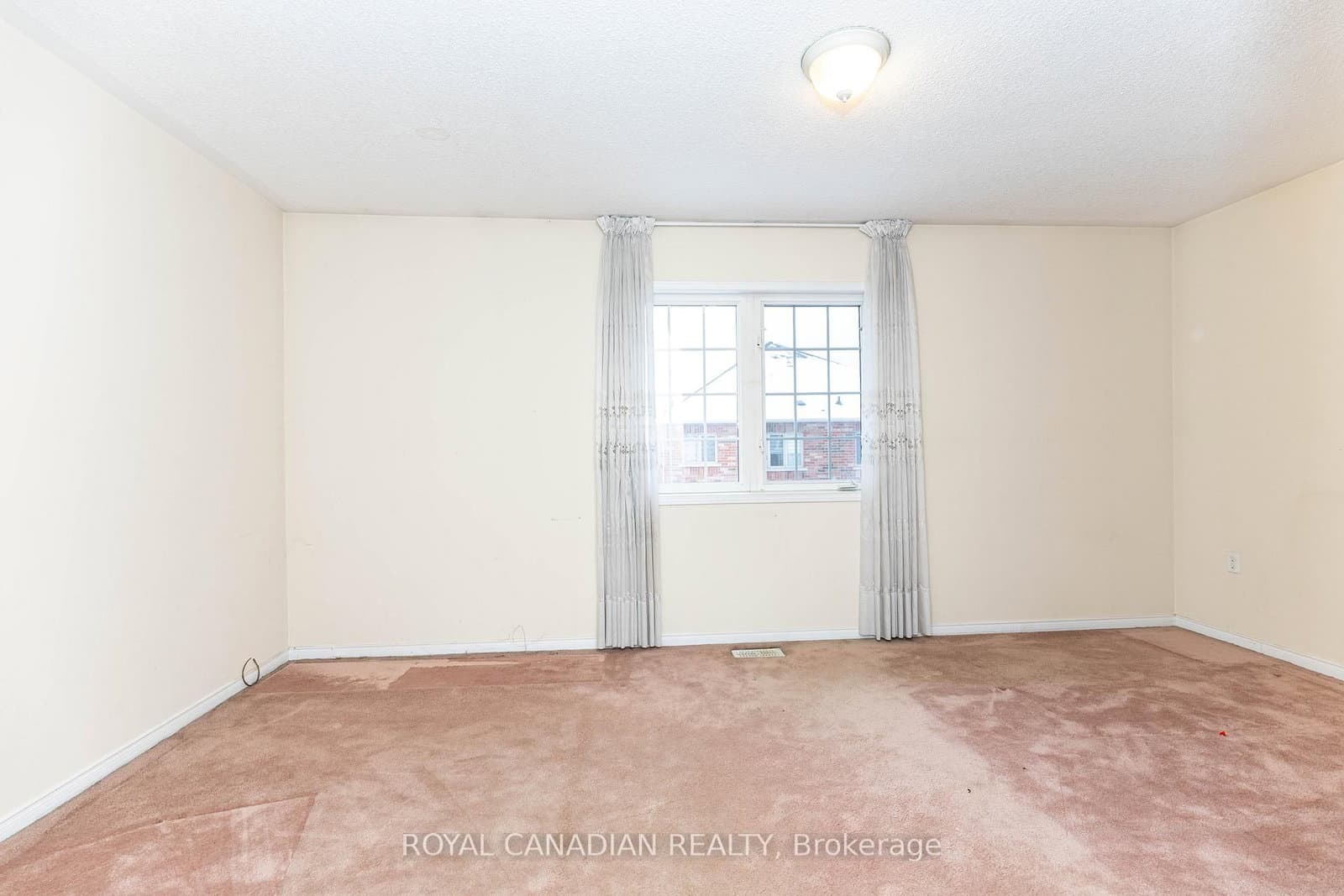 101 Crystalview Crescent thumbnail 21