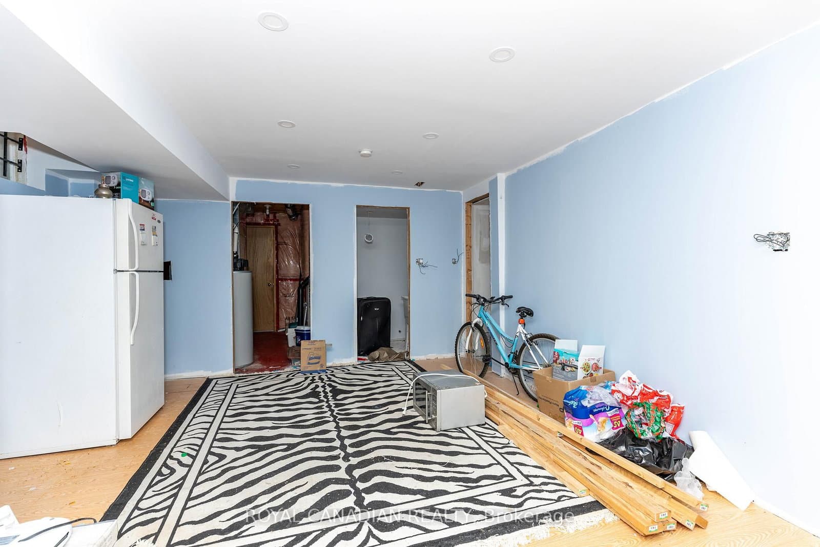101 Crystalview Crescent thumbnail 37