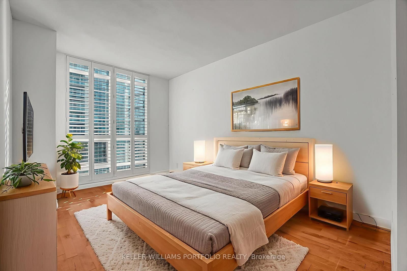 185 Legion Road N, Unit PH7 thumbnail 15