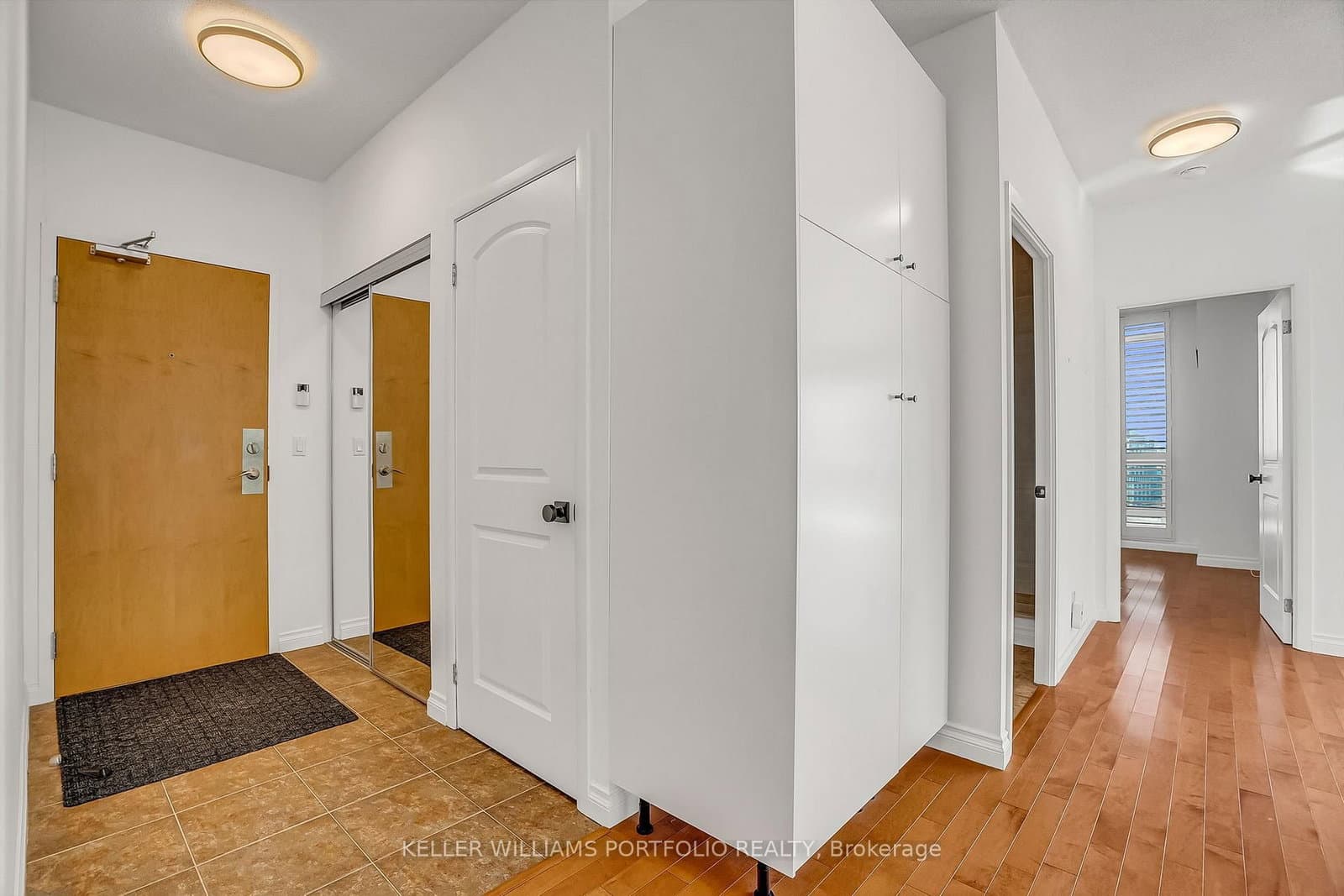 185 Legion Road N, Unit PH7 thumbnail 25