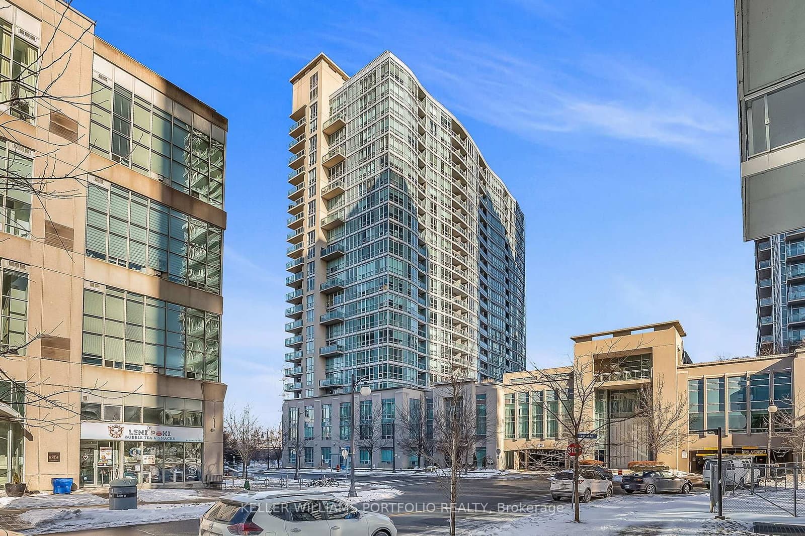 185 Legion Road N, Unit PH7 thumbnail 45