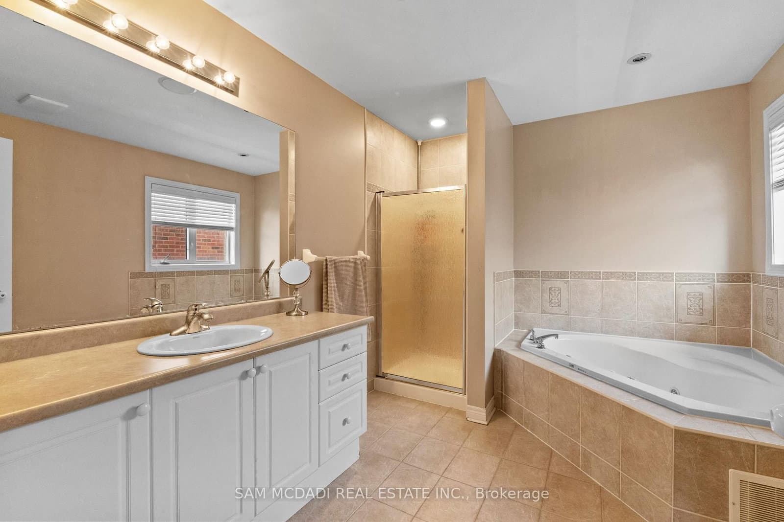 2476 Palmerston Road thumbnail 23