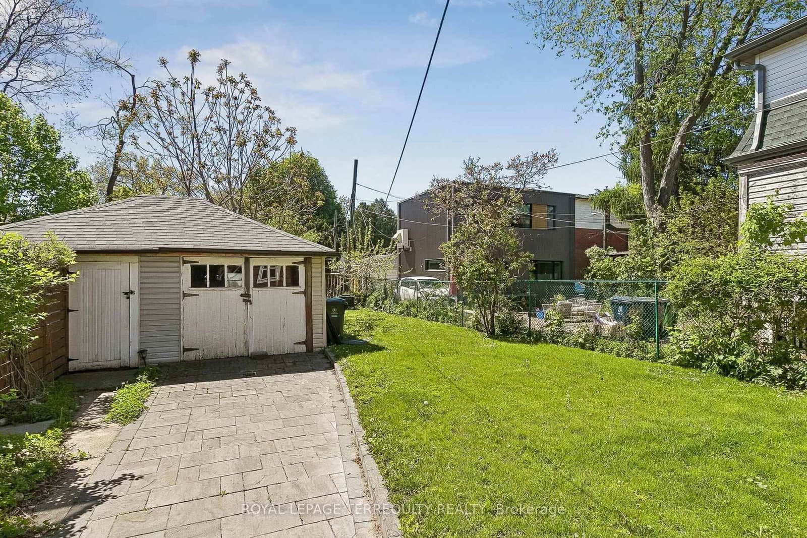 407 Annette Street thumbnail 45