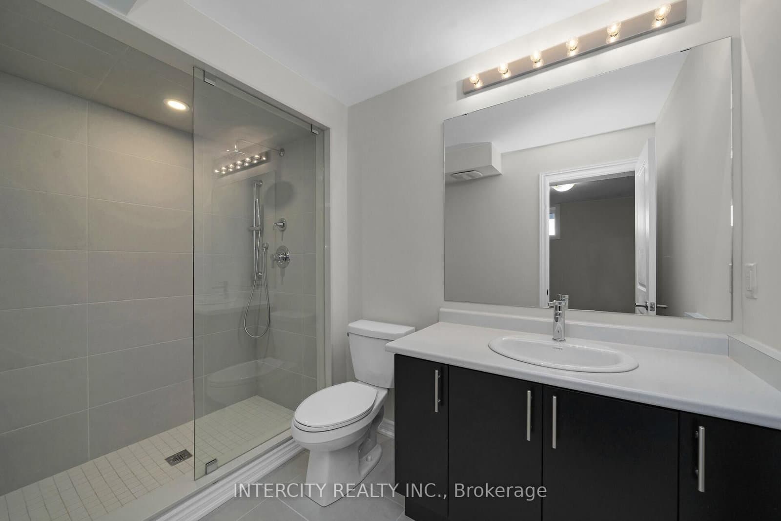 471 Tim Manley Avenue, Unit 31F thumbnail 13